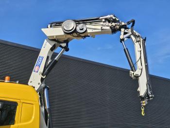 R490 8X2*6 / HMF 50TM + JIB / NL-TRUCK